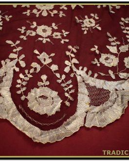 Mantilla antigua negra y plata encaje de granada bordado a mano